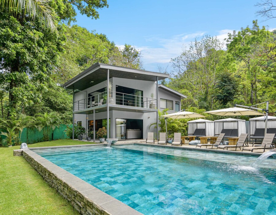 Luxury home with pool, BBQ, lounge area, and large garden in Seven Ranch