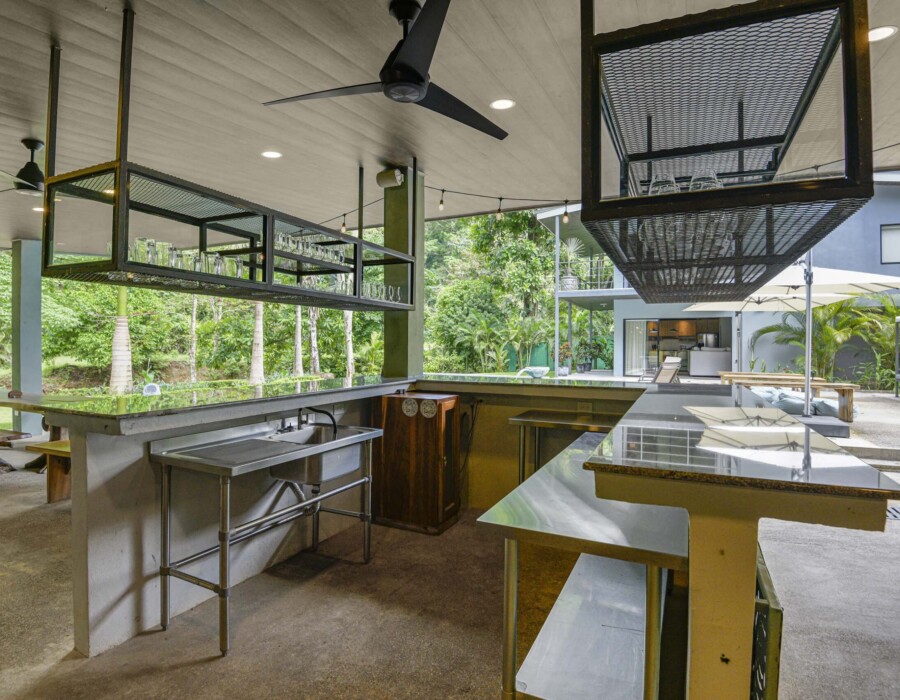 outdoor mini bar at seven ranch