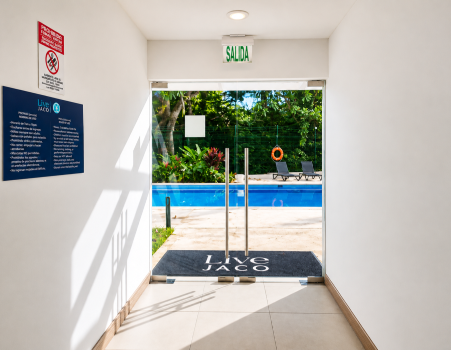 Entrance to the swimming pool area at Casa Live 1708